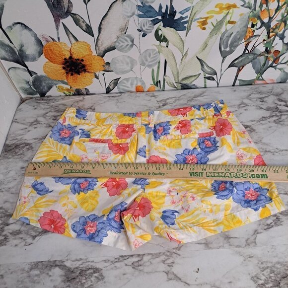 Old Navy Multifloral Women Cotton Casual‎ Shorts Size 10 Summer Outside - Picture 10 of 10